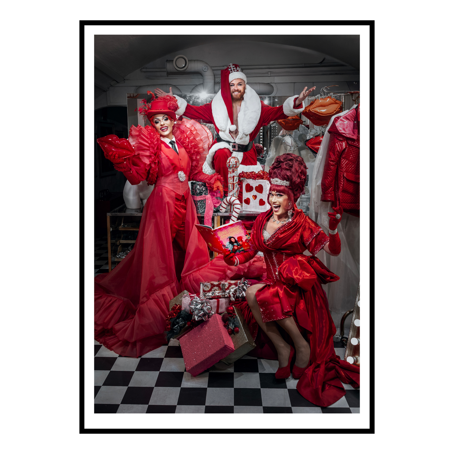 Among dragons and drag queens (No doubt, Björta and Petter) 50x70 cm