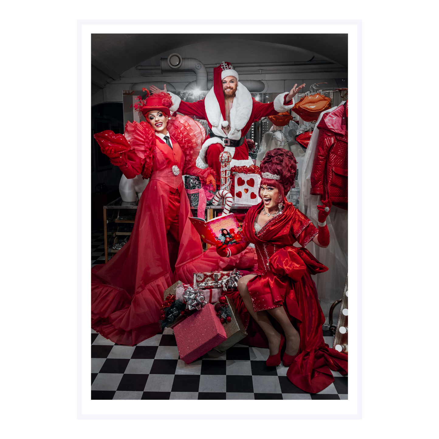 Among dragons and drag queens (No doubt, Björta and Petter) 50x70 cm